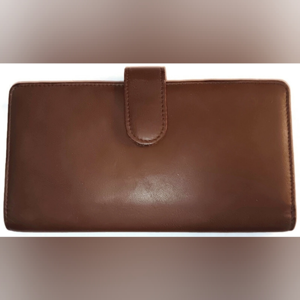 BUXTON BROWN LEATHER CHECKBOOK WALLET